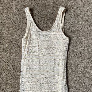 Sleeveless Lace Maxi Dress